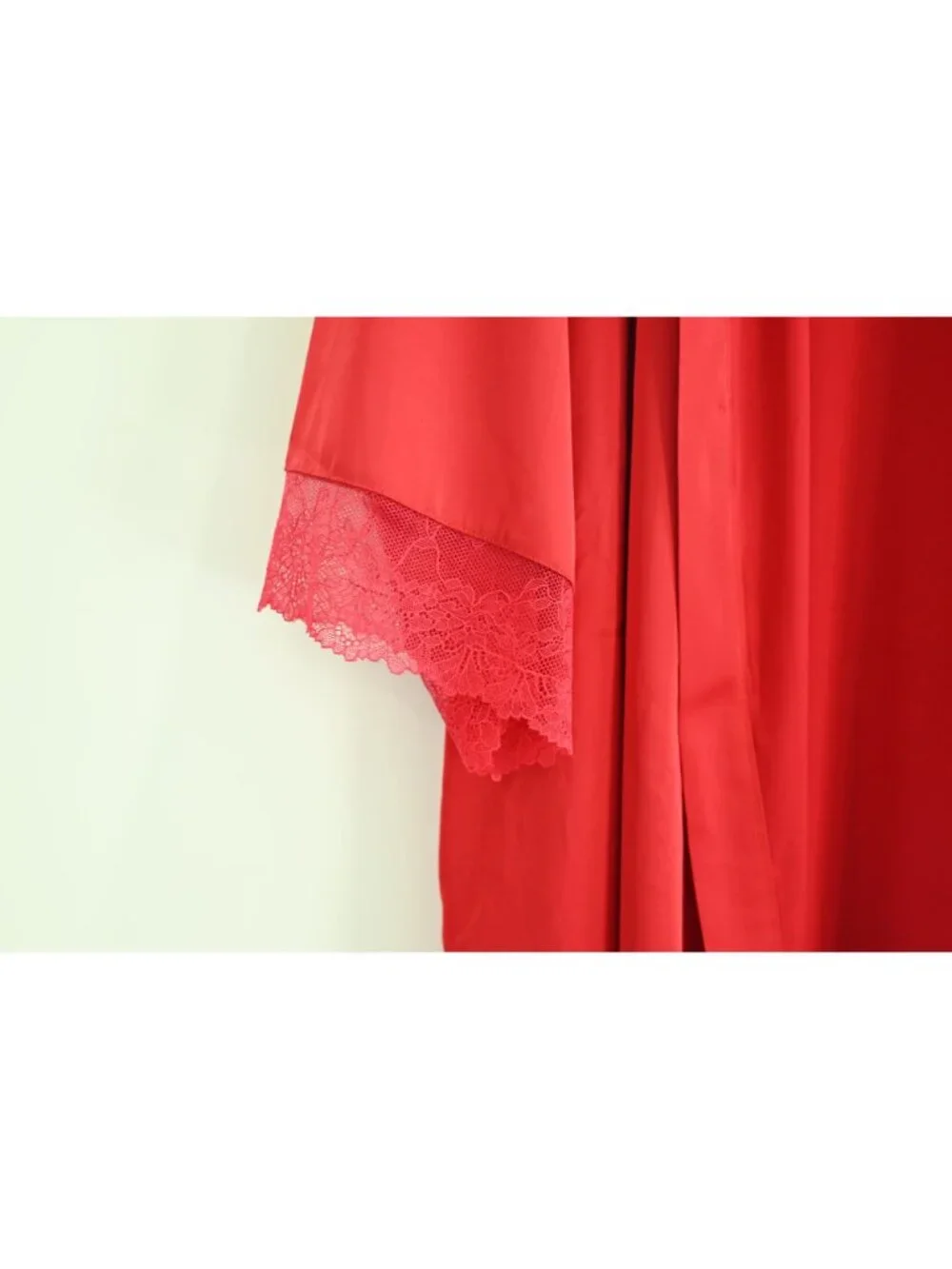 I.N.C. International Concepts Satin Robe with Lace Trim Sz XL Red No Belt
